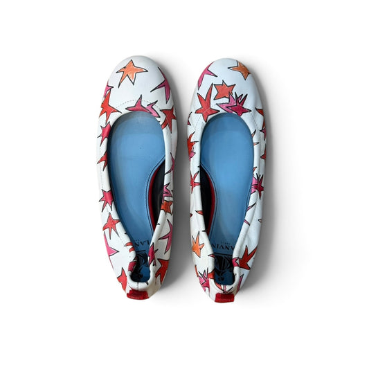 38 LANVIN Paris Star Print Leather Ballet Flats