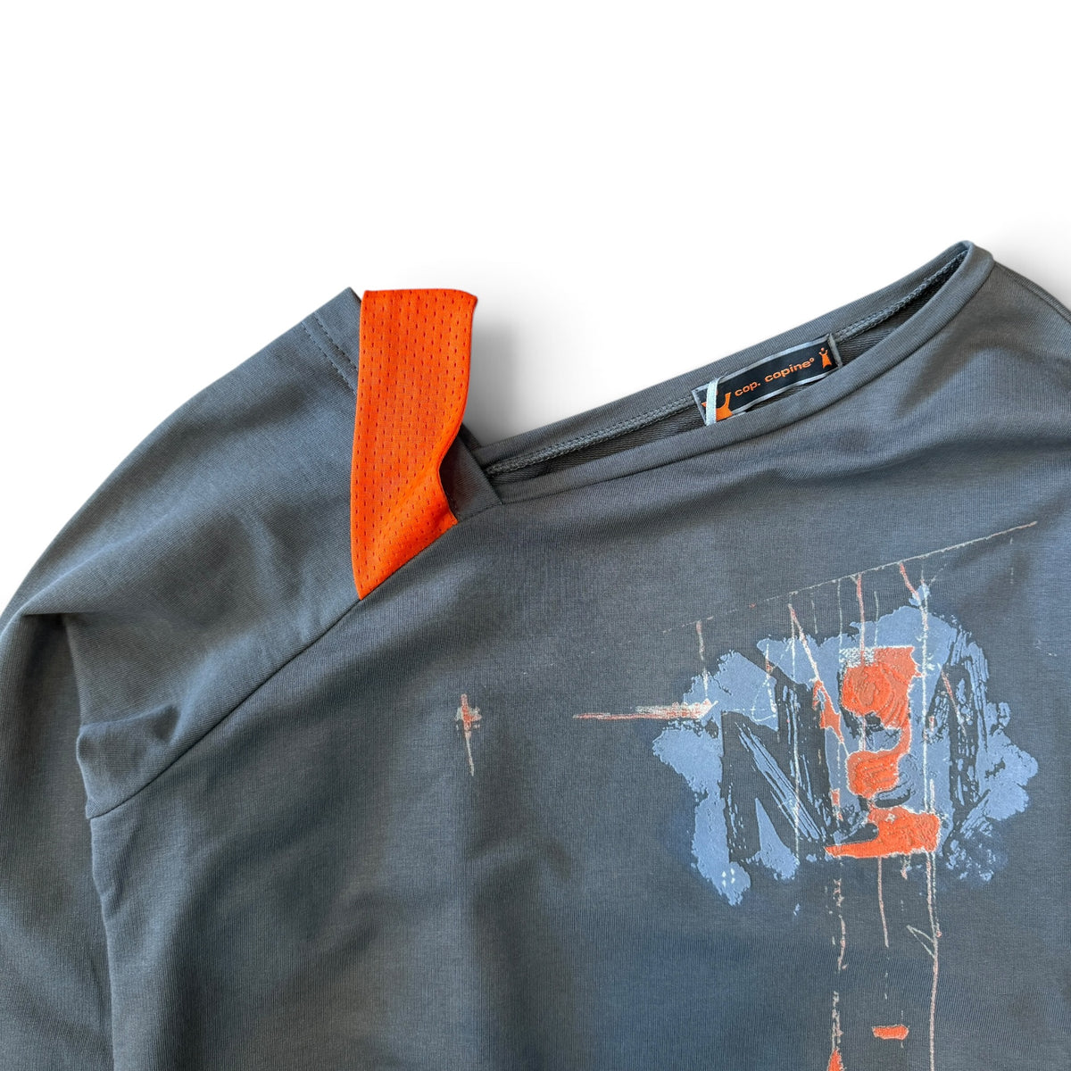 Cop.Copine Asymmetric Graphic Long Sleeve Top – Charcoal